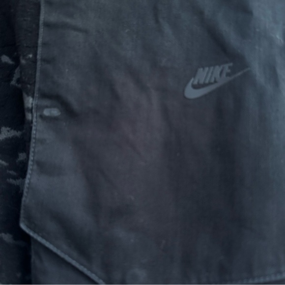 Men’s Nike Tech Pack Black and Gray Graphic Sweatshirt XL - Picture 7 of 7